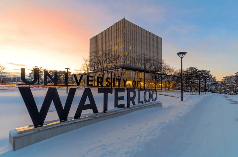 بهترین دانشگاه های کانادا بورس تحصیلی پذیرش دانشجویی ویزا تضمینی واترلو